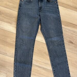 Levi's 501 cropped jeans
